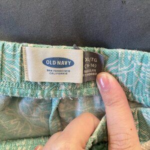 Old Navy Pajama Shorts in Green Floral Pattern